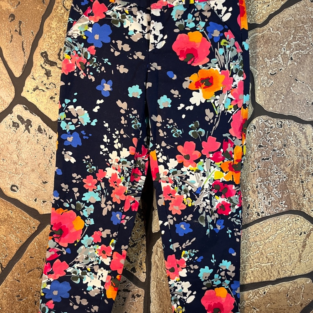 Bright Summer All Over Floral Print trousers Merona 2 Workwear Stretch